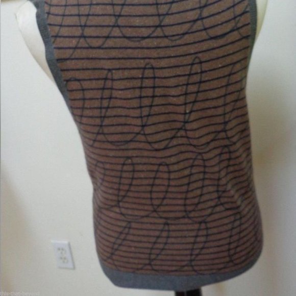 ADAM Man's Brown and Black Stripe 100% Cashmere V-Neck Sweater/Vest Size: M - Picture 5 of 9